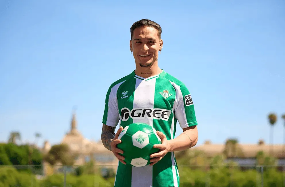 开云体育平台-图片报：安东尼所言为真，拜仁确实压哨租借询价过他