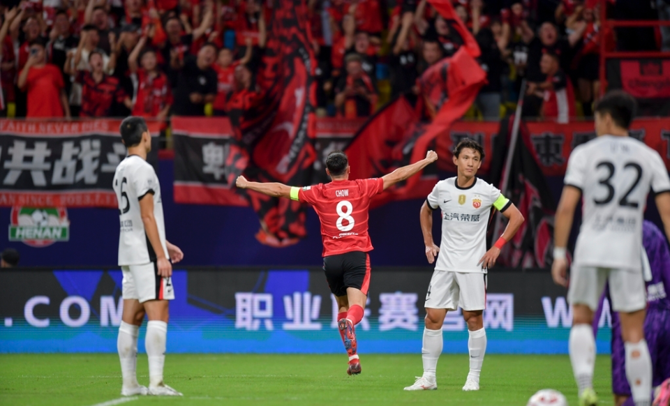 海港天崩开局！开场30分钟连丢3球，蓉城飞翼独造3球，费利佩双响