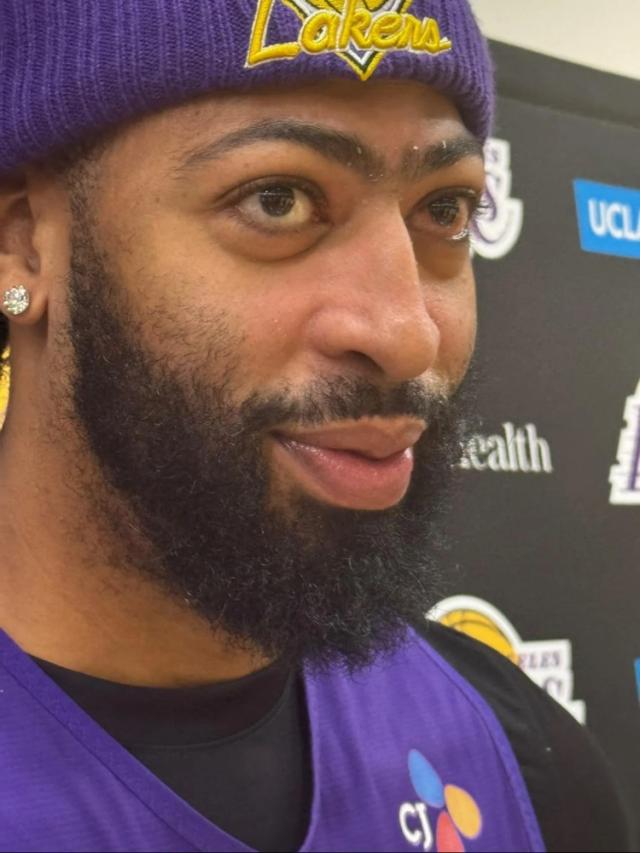 开云体育平台-湖人内线一喜一忧——戴维斯眼部无恙，伍德伤情反复