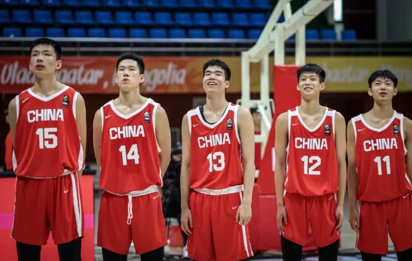 CCTV5不直播！中国男篮冲亚洲杯4强，若爆冷出局，请大家别喷他们